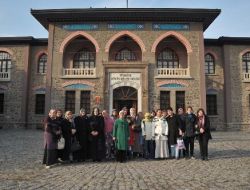 Altındağ Belediyesi'nden Engelli Annelerine Ankara Gezisi