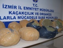 Mısır Yüklü Kamyonun Kasasında Esrar