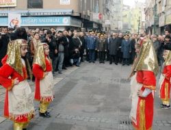 'Tornacının Oğlunun Cumhurun Başına Geçmesi Anadolu İhtilalinin Başarısıdır'