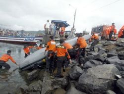 Endonezya’da 15 Kişi Daha Kurtarıldı!