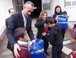 Aydınlar İlçesinde Öğrenim Gören 1200 Öğrenciye, Giyim Yardımı Yapıldı