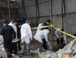 Hurda Deposundaki Kazıdan Top Mermisi Çıktı