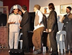 ‘fedakarlık’ Hem Ağlattı Hem De Güldürdü