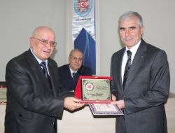 Erbaa Belediyesi'ne Türk Halk Kültürüne Hizmet Ödülü