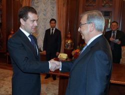 Primakov, 80. Doğum Gününde 'vatan'a Hizmet Madalyası' İle Ödüllendirildi