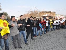 Muş'ta Kesk Üyeleri İş Bıraktı