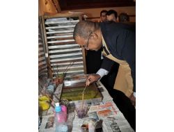 Seyşeller’in Ulusal Meclis Başkanı Dr. Patrick Herminie, Hamamönü'nü Gezdi