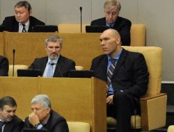 Rusya’nın Dev Adamı Vekil Oldu, Duma’da Koltuklara Sığmadı