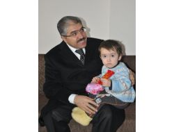 Vali Ali Çınar, Depremzede Aileleri Ziyaret Etti