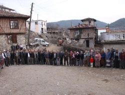 Evleri Baraj Suyu Altında Kalacak Köylüler, Barakalarda Yaşamaya Başladı