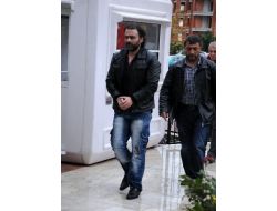 Apartmanın Eski Ve Yeni Yöneticilerinin Kavgasında Kan Aktı