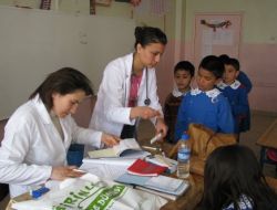 Feke'de Öğrencilere Kapsamlı Sağlık Taramasından Geçirildi