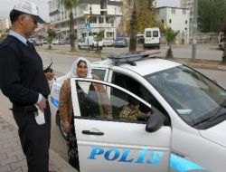 Çaresiz Annenin İmdadına Polis Yetişti