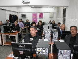 Belediye Personeline Bilgisayar Eğitimi Veriliyor