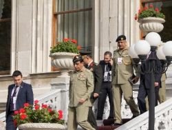 Pakistan Genelkurmay Başkanı İddiaları Yalanladı