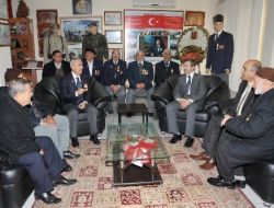 "Fransa Tarihine Bakmadan Türkiye Hakkında Hüküm Veriyor"