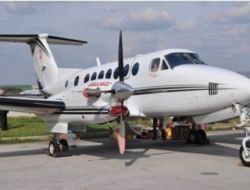 İzmir Ve Gaziantep'e İki Ambulans Uçak Alındı