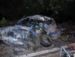 Kozan’da Trafik Kazası: 2 Ölü, 4 Yaralı