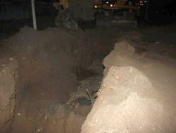 Su Şebeke Borusunun Tamiratı Sırasında İşçi Göçük Altında Kaldı