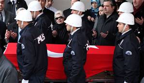 Ankara, son Menderes'i uğurladı!