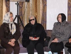 Ümran Menderes Taziyeleri Kabul Etti