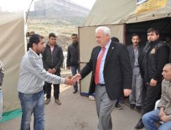 Vali Çolak, Taziye Ziyaretinde Bulundu