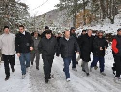 Amasya Valisi Öz Ve Kurum Müdürleri Doğa Yürüyüşü Yaptı