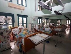 Diyaliz Merkezi, 2011'de Böbrek Hastalarına 10 Bin 250 Seans Hizmet Verdi