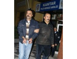 Tartıştığı Karısını Bıçakladı