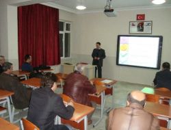 "Çocuklarınızı Dinleyin, Hemen Nasihat Formatına Geçmeyin"