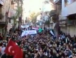 Humus’ta 70 Bin Kişi Meydanda, Kalabalık Erdoğan Sloganları Atıyor