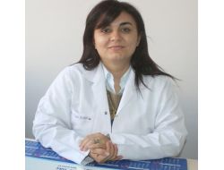 Uzm. Dr. Bilen: Nasırın Kalınlığı, 10 Dakika Sıcak Suda Bekletilerek Azaltılmalı