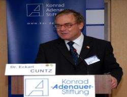 Almanya Federal Cumhuriyeti Büyükelçisi Cuntz: İslamiyet Almanya'da Çok Önemseniyor!