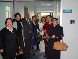 Ak Partili Kadınlar Hastaları Ziyaret Etti