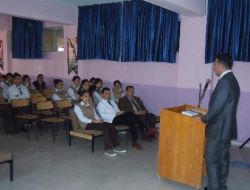 Lise Öğrencilerine 'Terör' Konferansı