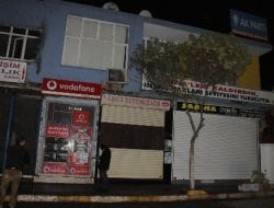 Ak Parti Binasına Molotoflu Saldırı