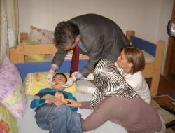 Yatağa Bağlı Hastaların Ayağına Artık Diş Hekimleri De Gidiyor