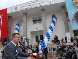 Vali Lekesiz'den Açıklamalar