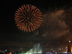 Kazakistan, 2012'yi Coşkuyla Karşıladı