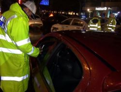 Polis Yılbaşında Alkol Denetimlerini Artırdı