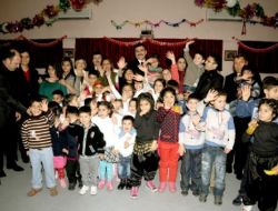 Batman Valisi Ahmet Turhan Yeni Yıla Çocuklarla Beraber Girdi