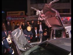 Karşı Yönden Gelen Araçla Çarpıştı: 1 Ölü, 5 Yaralı