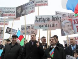 Rusya’da Fransa Protestosu