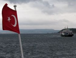 Şiddetli Fırtına Çanakkale'de Ada Seferlerini İptal Ettirdi!!