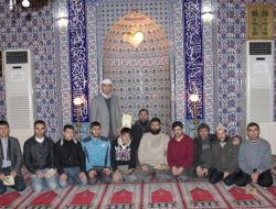 Doğubayazıt'ta Yetişkinler Kur'an-ı Kerim Öğreniyor