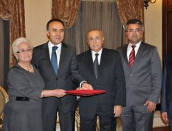 Hayırsever Vatandaş Kaş'a Fen Lisesi Ve Pansiyon Yaptıracak