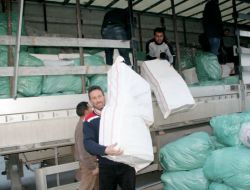 Çay Poşetleri Arasında Sigara Kaçakçılığı