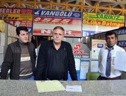 Belediye Yeni Kira Sözleşmesini İmzalamayan Esnafın Elektrik Ve Suyunu Kesti