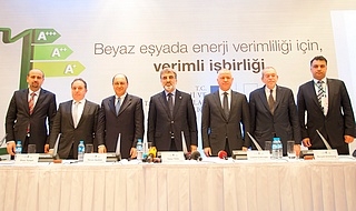 Bakan Yıldız'dan önemli açıklamalar