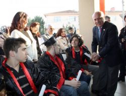 Engelli Annesinden Duygulandıran Konuşma